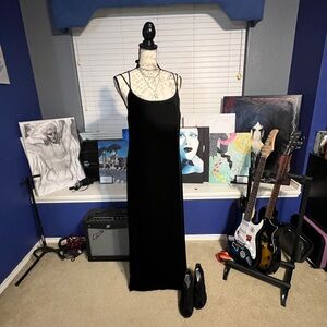 ❤️ Black Velvet Maxi Dress 🖤